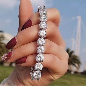 18k 46ct Solitaire Tennis Bracelet